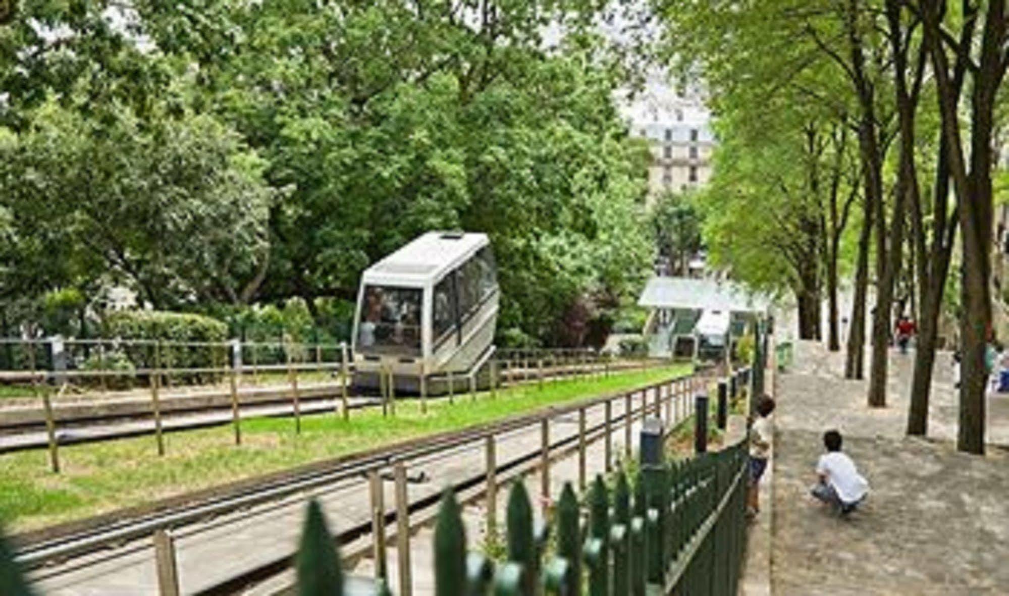 Jardins De Montmartre Hotell Paris Exteriör bild
